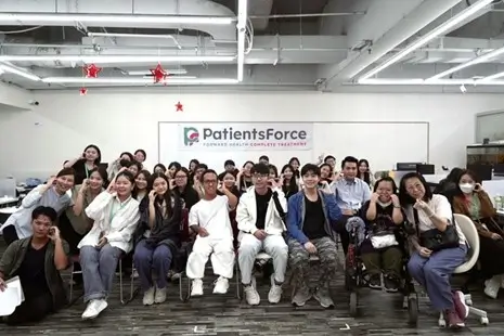 patientsforce-%e6%94%9c%e6%89%8b%e7%bd%95%e5%9f%ba-%e4%b8%ad%e7%a7%8b%e6%8e%a8%e5%8b%95%e3%80%8c%e5%be%ae%e7%ac%91%e5%a4%a7%e4%bd%bf%e3%80%8d%e7%94%a8%e6%95%85%e4%ba%8b%e6%bf%80%e5%8b%b5%e4%bc%81